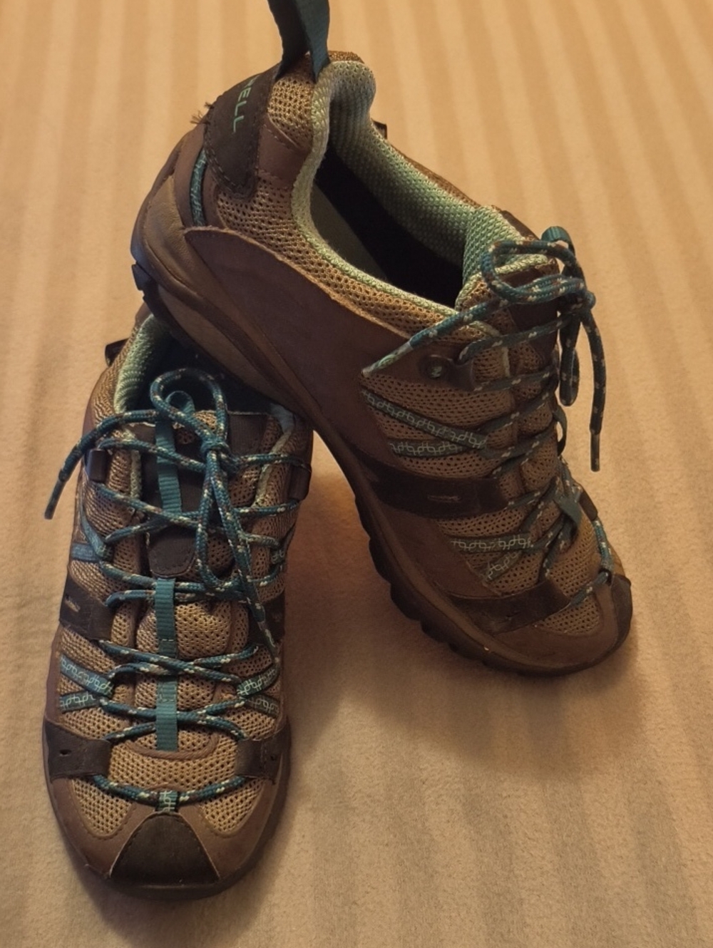 Merrell Siren Sport Gore-Tex Hiking Shoes, Women's Size 7